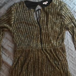 Size XL- Gold and black party dress!